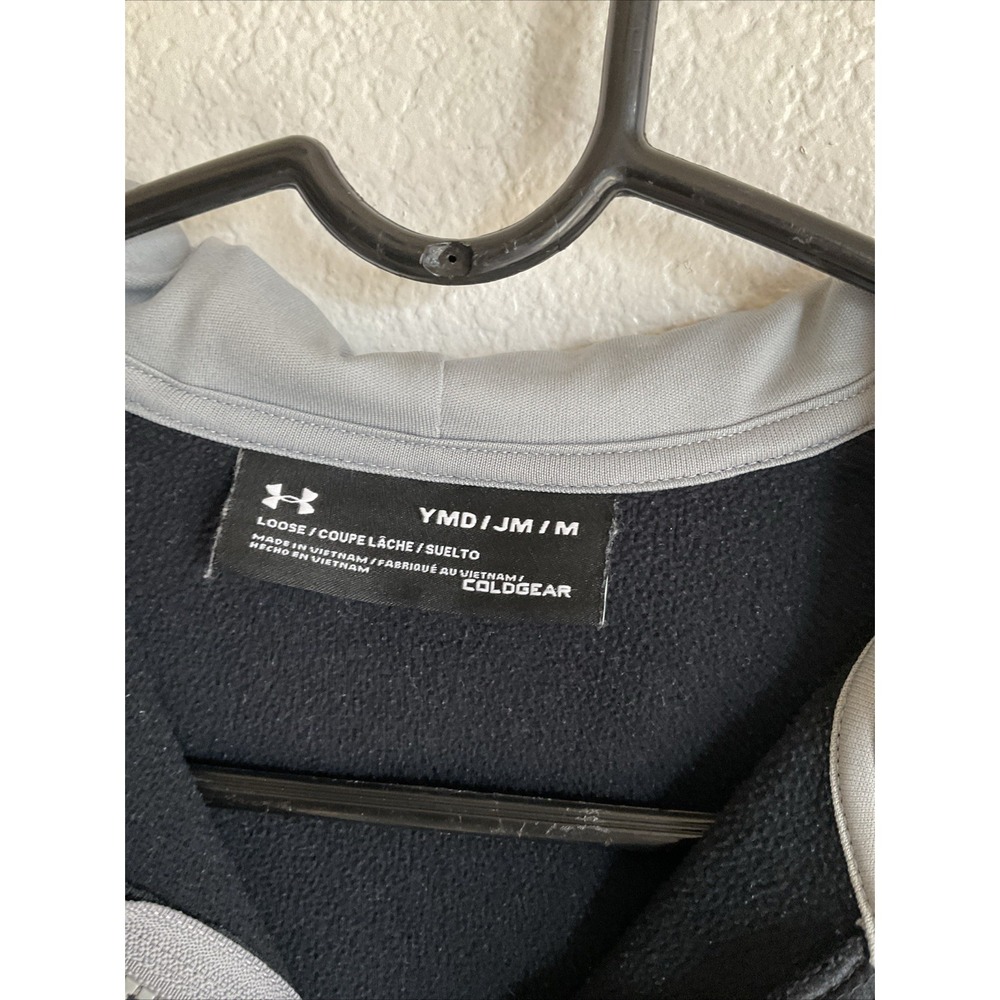 Under Armor Boys Zip Up Jacket loose fit Youth Medium - Picture 3 of 5